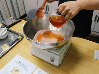 바로 조제해서 더욱 효능 좋은 공진단 참관